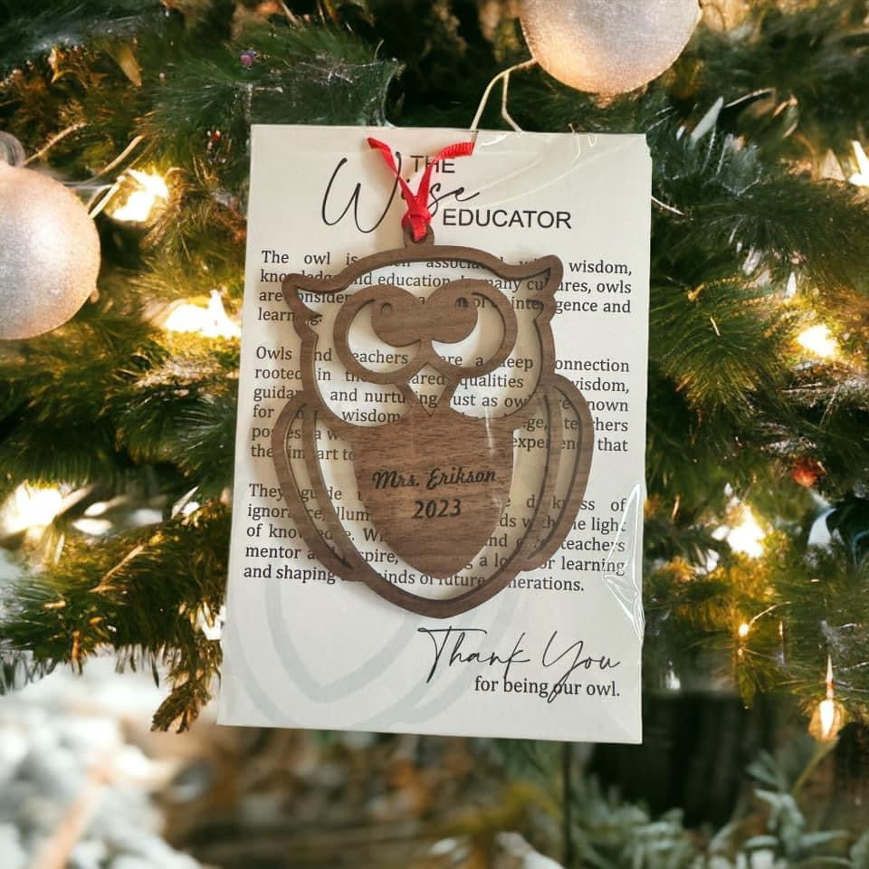 The Wise Educator Owl ornament and story card